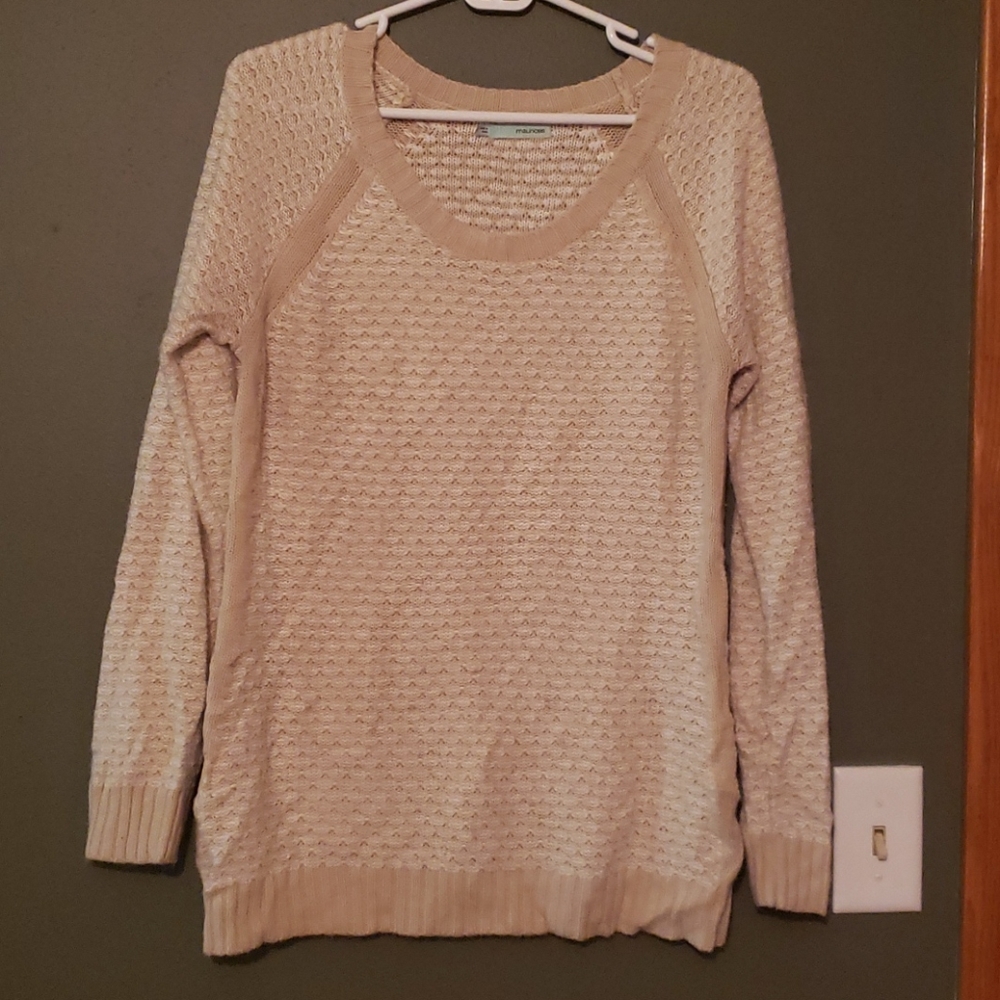 Sweater - Picture 1 of 4
